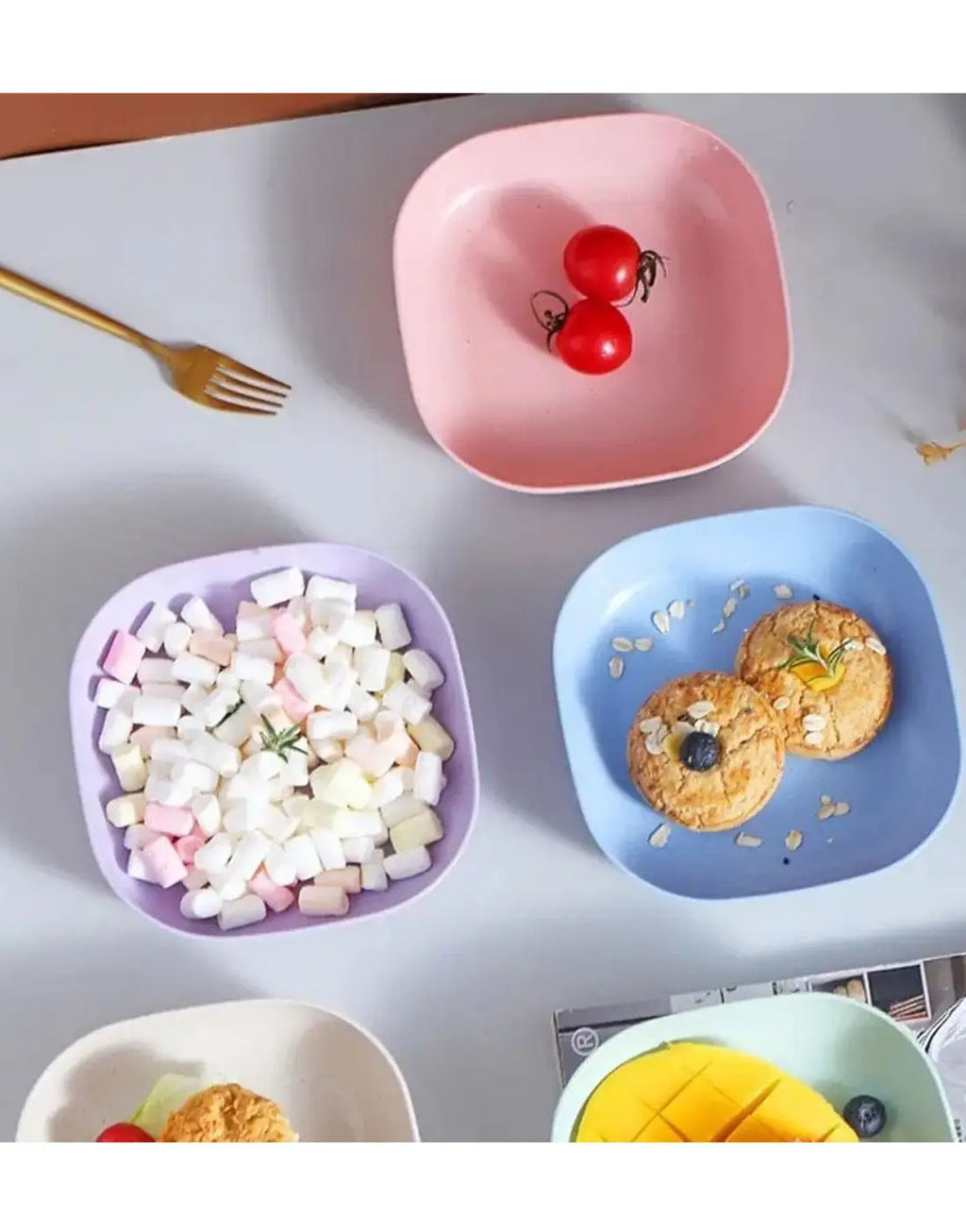 10‑Piece Plastic Reusable Food Plates Set with Stand – Ideal for Snacks and Breakfast